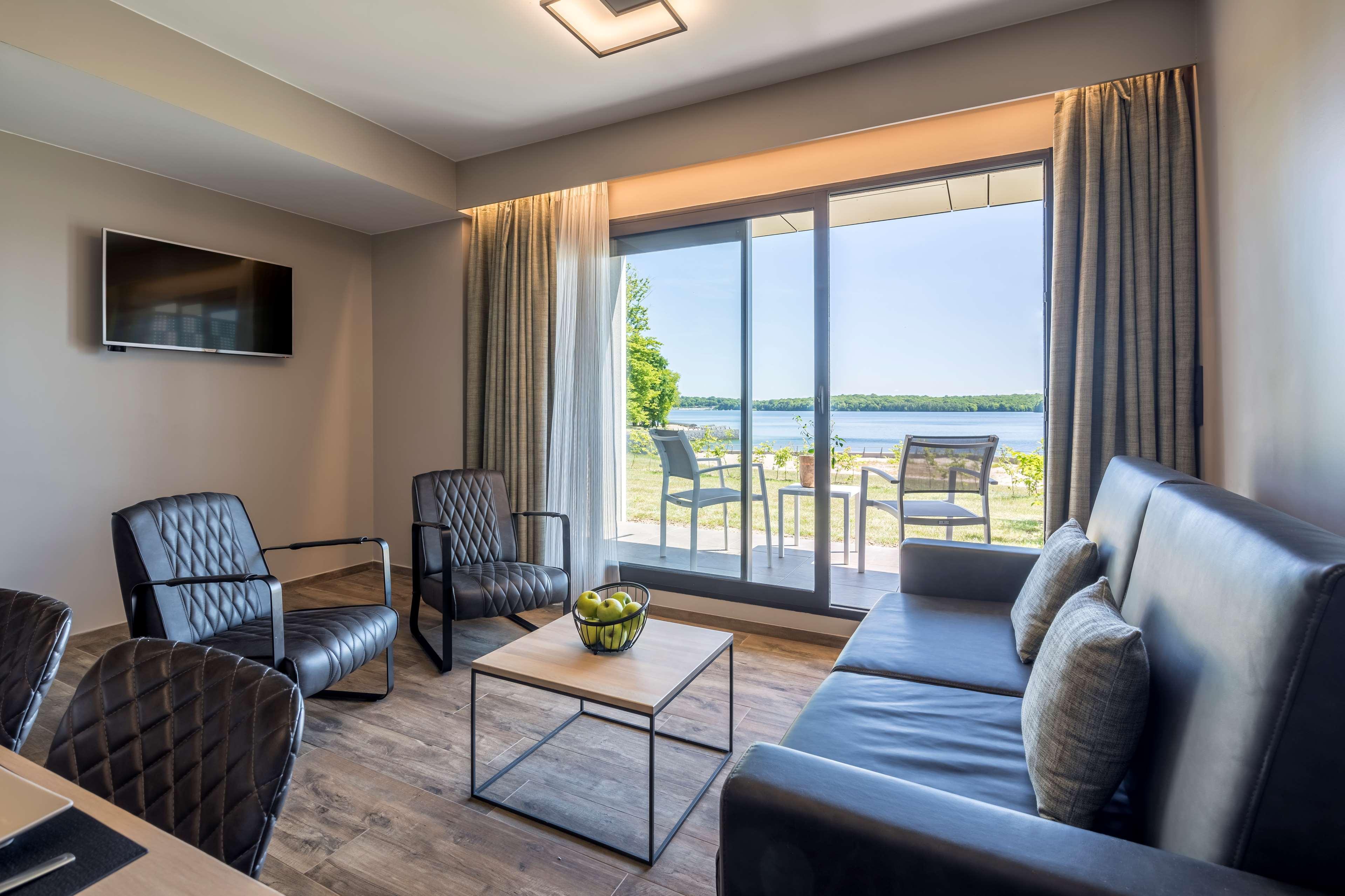 Golden Lakes Hotel Boussu-lez-Walcourt Luaran gambar