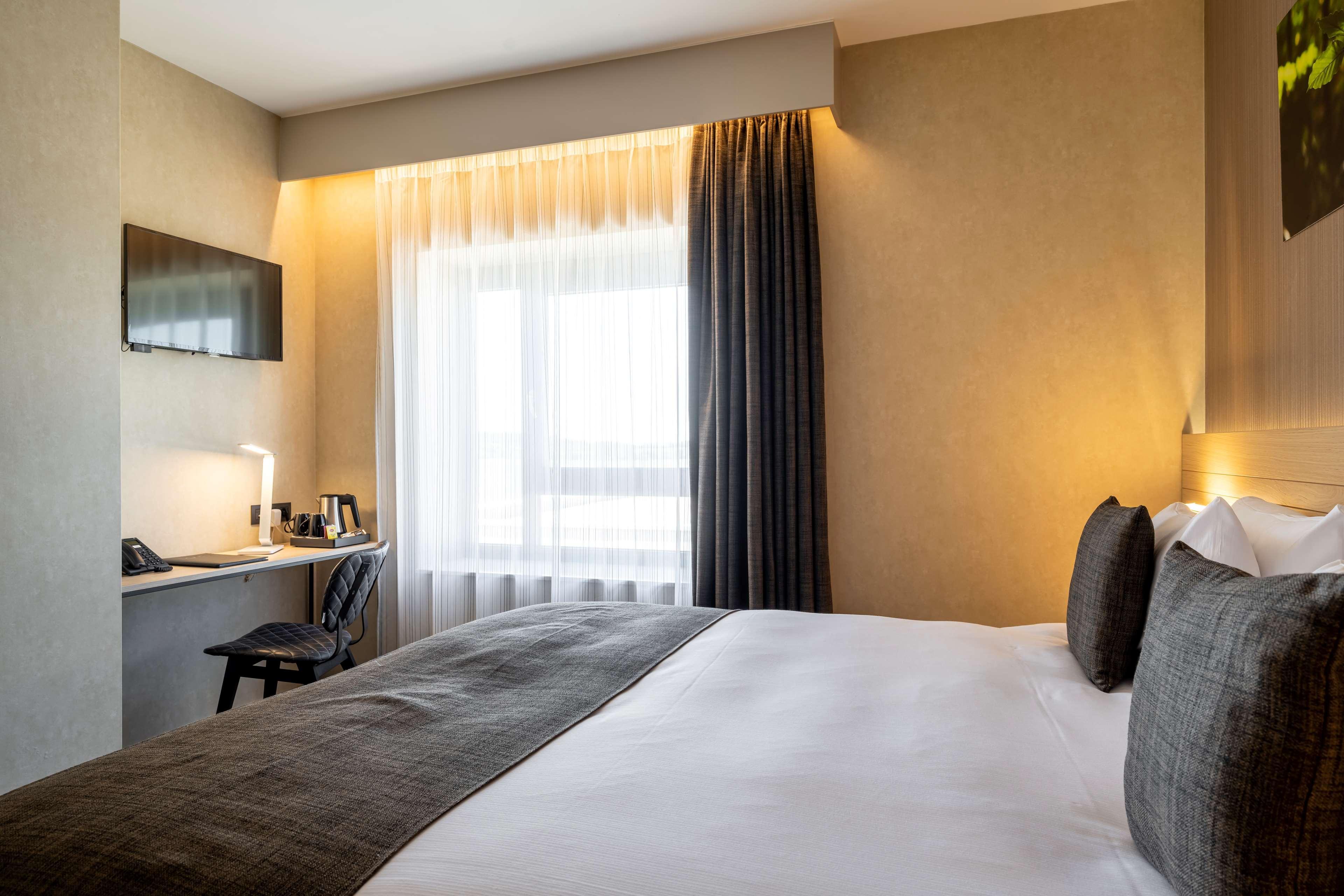 Golden Lakes Hotel Boussu-lez-Walcourt Luaran gambar