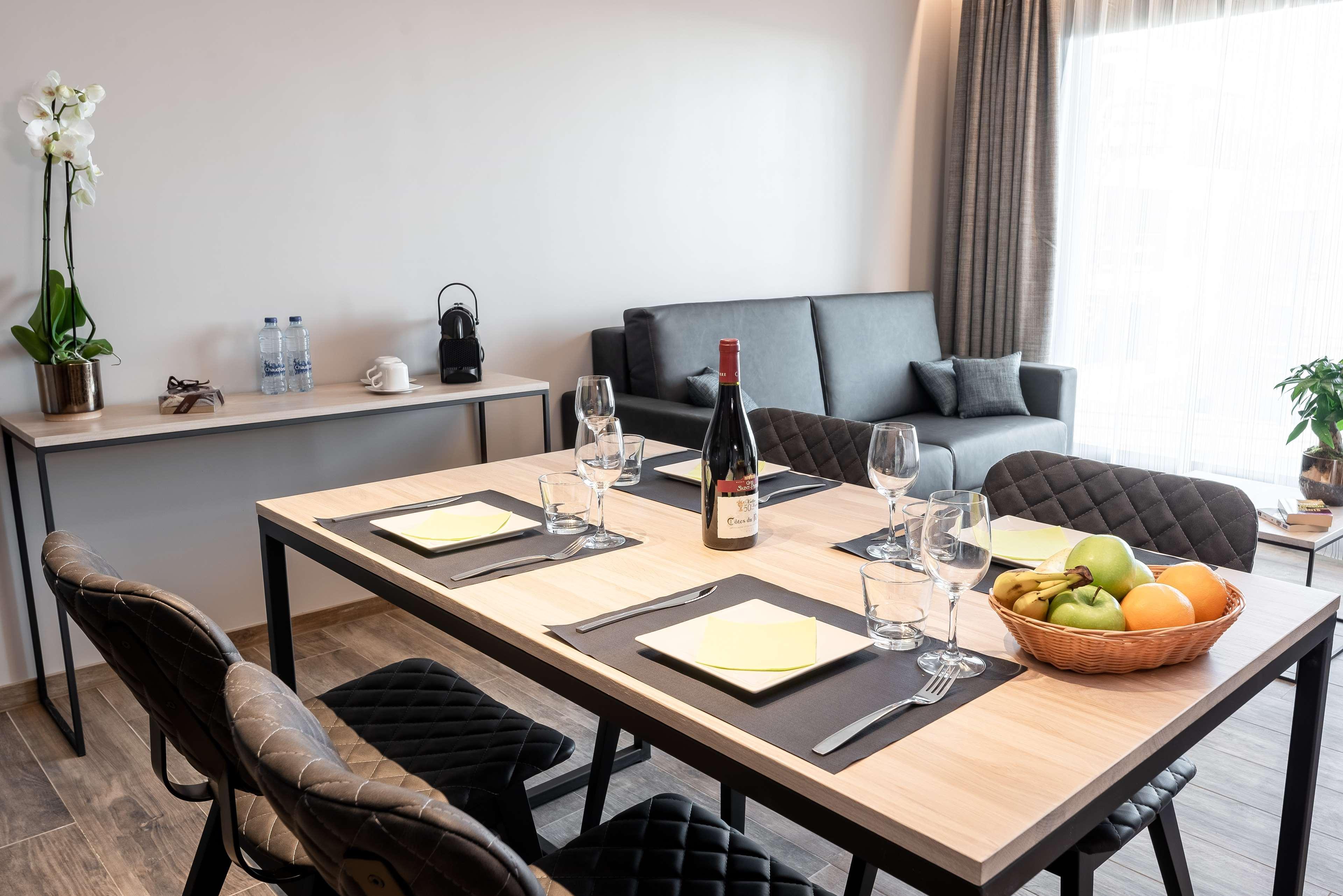 Golden Lakes Hotel Boussu-lez-Walcourt Luaran gambar