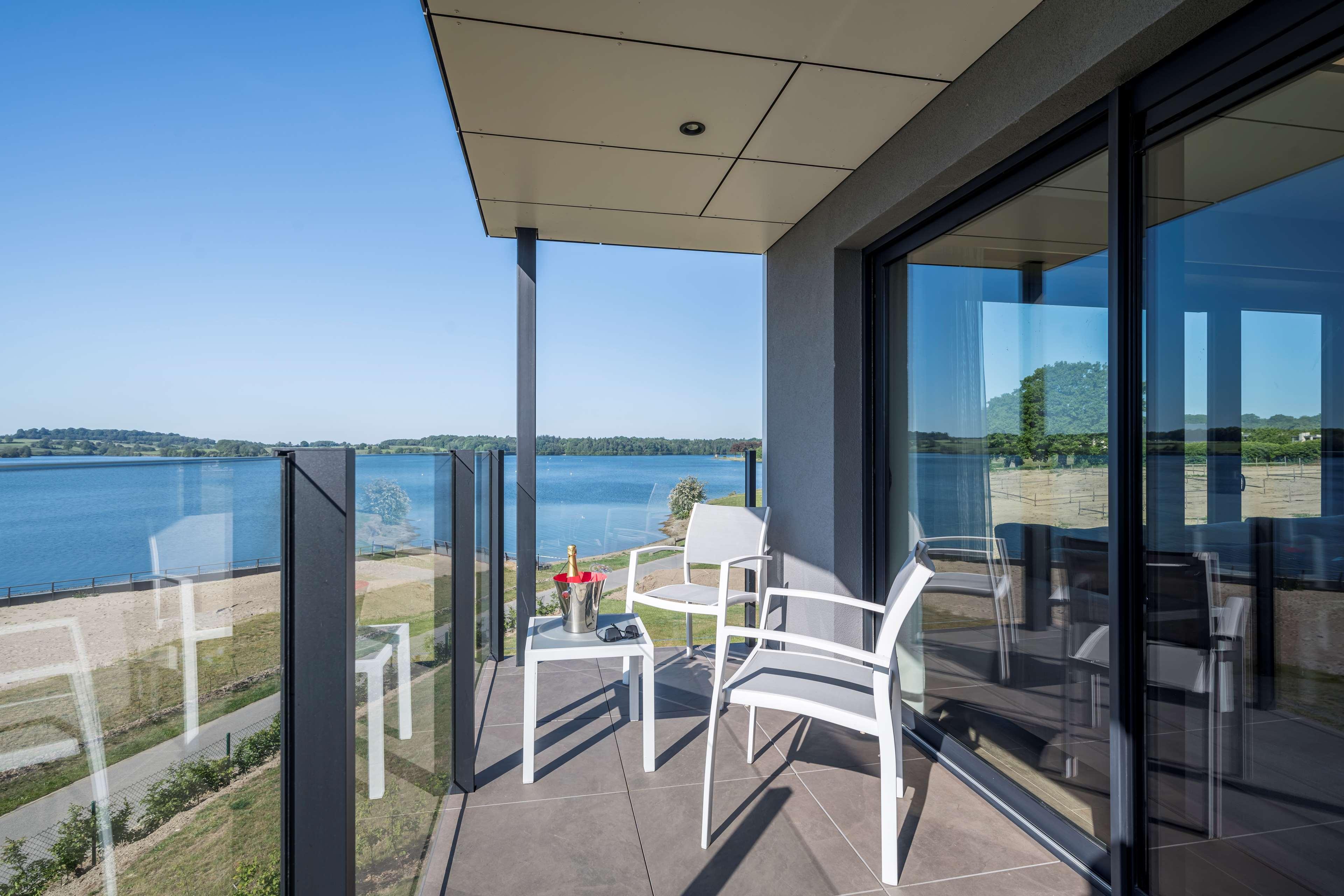Golden Lakes Hotel Boussu-lez-Walcourt Luaran gambar